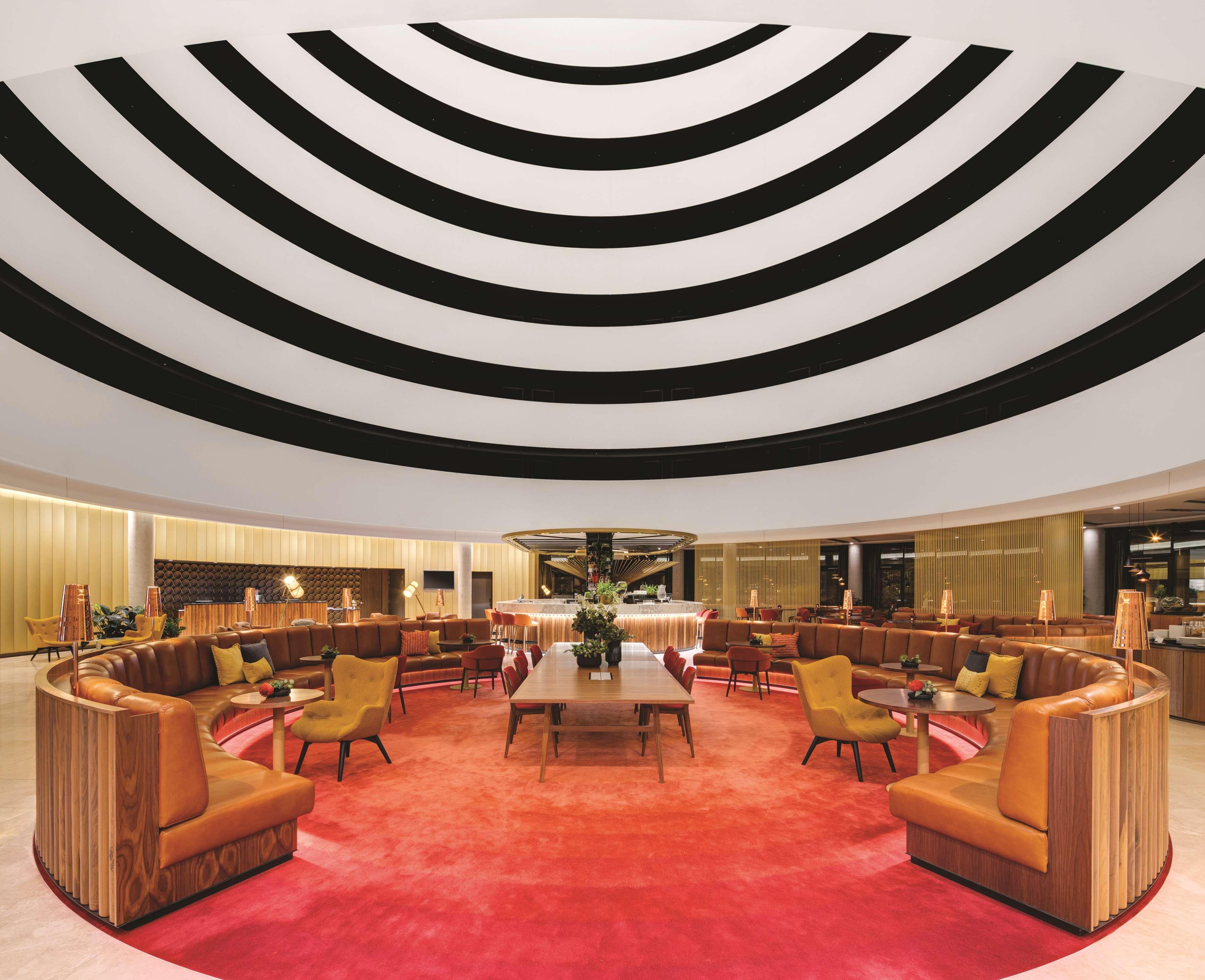 Vibe Hotel Canberra Buitenkant foto